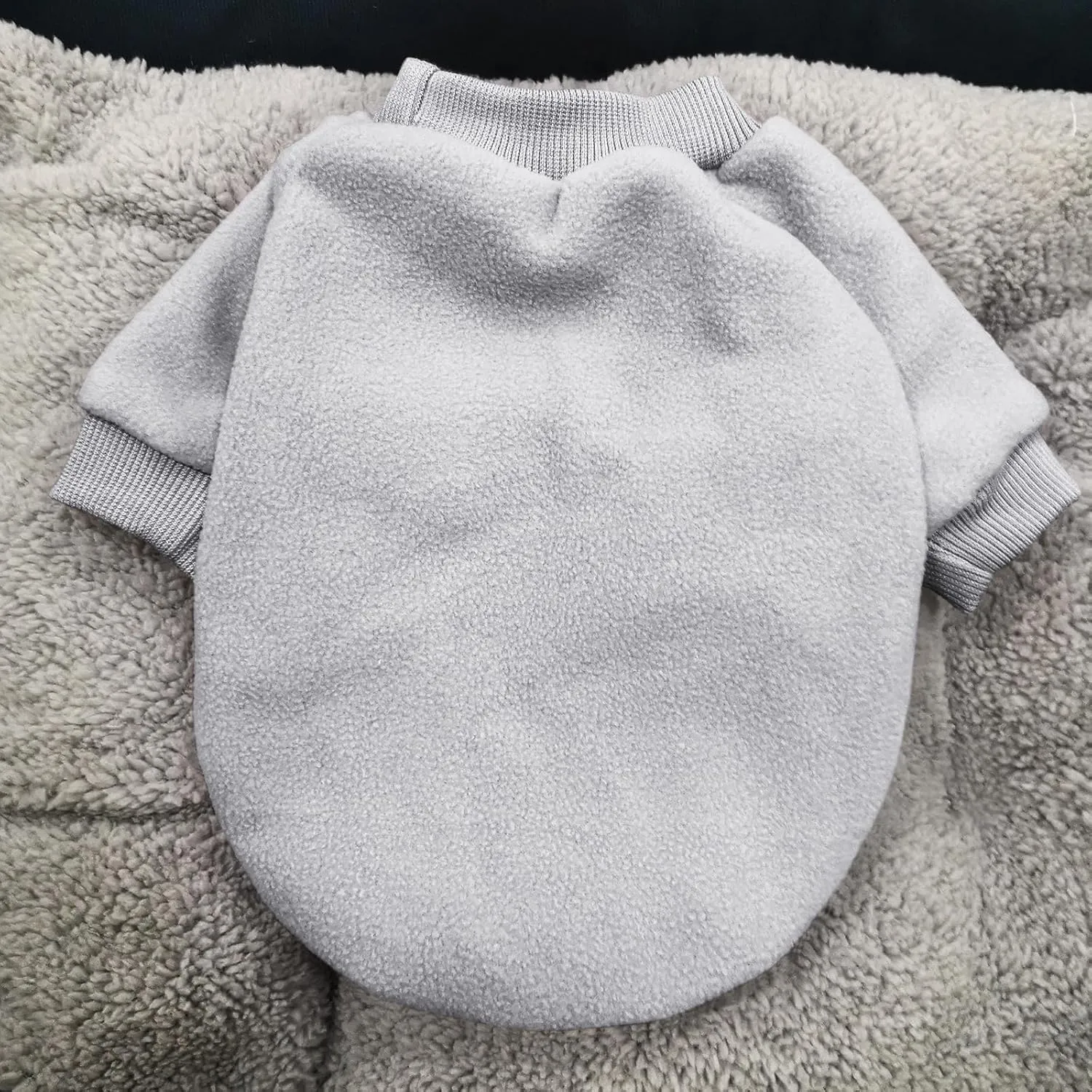 Idepet Dog Fleece Sweater, Small Dogs Shirt Pullover Sweatshirt Pet Dog Clothes Soft Puppy Sweater Warm Winter Shirt Classic Cat Apparel for Small Dogs and Cats (Medium, Grey)