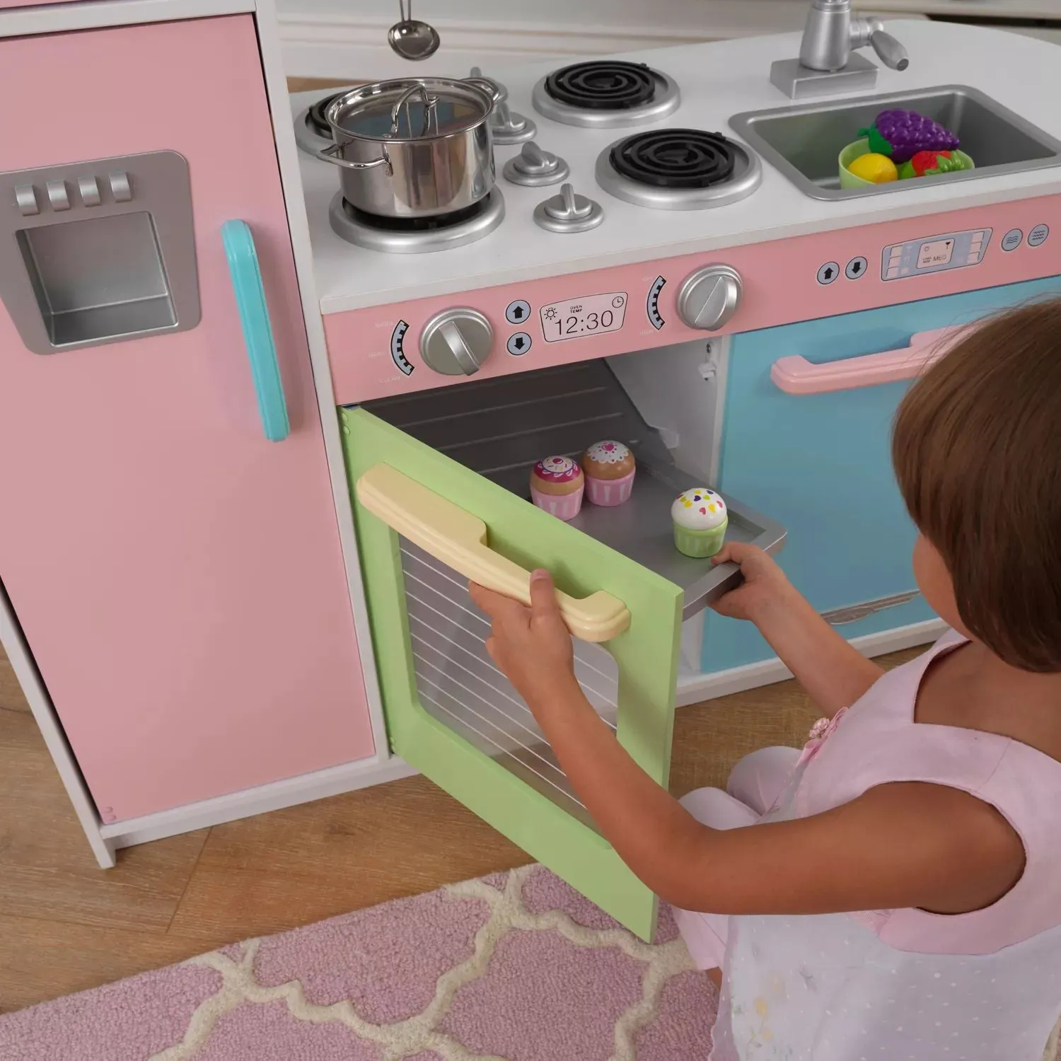 KidKraft Uptown Kitchen KidKraft