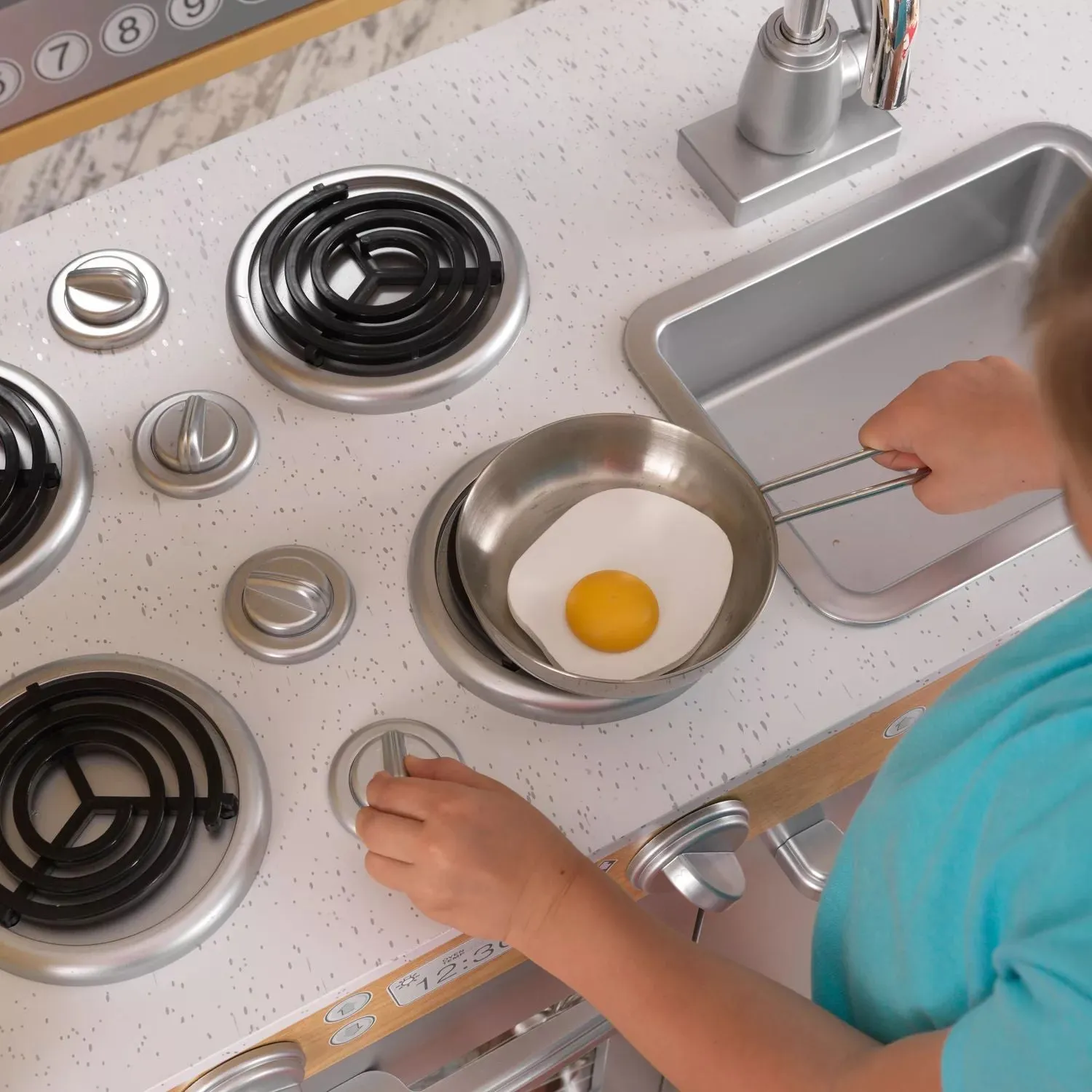 KidKraft Uptown Kitchen KidKraft